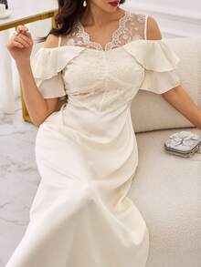 Modelyn 女士法式浪漫杏色网纱刺绣拼接荷叶边露肩连衣裙，露肩修身迷你连衣裙 - 杏色 - 查看 8