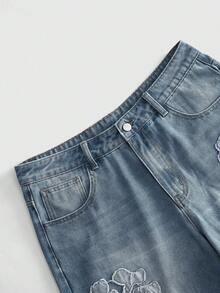 ROMWE MEN Washed Distressed Embroidered Patch Casual Loose Straight Leg Denim Shorts, Men - Blue - View 3
