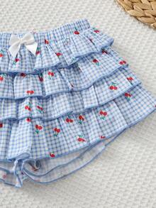 Cozy Pixies Set de 2 piezas con blusa de manga corta con cuello redondo y volantes con estampado de dibujos animados lindo para bebé niña, y falda-pantalón corta con cintura elástica y estampado a cuadros de cereza - Azul - Ver 6