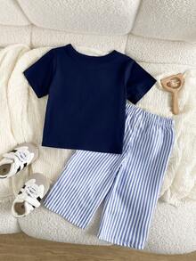 SHEIN Playful Pals 2件組男嬰可愛休閒短袖上衣與格紋長褲套裝，適合夏季、旅行 - 藏蓝色 - 查看 2