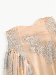 MOTF PREMIUM Rok A-line Asimetris Berkerut dengan Bordir dan Pinggang Tinggi - Khaki - View 4