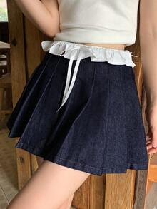 DAZY 女款夏季對比色拼接繫帶休閒學院風可愛短款牛仔迷你裙 返校季教師穿搭 海軍藍與白色 日常校園風 - 深色水洗藍 - 查看 6