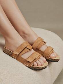 Solecia Women's Flat Sandals, Retro Brown Imitation Suede Slippers, Adjustable Cross-Strap Design, Silver Rivet Decoration, Thick Sole, Imitation Suede Insoles, Comfortable Commuting And Shopping, All-Match Sandals - Brown - View 1