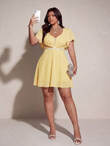 Viva Relle Gaun Mini Koktail Musim Panas Kuning Elegan Ukuran Plus untuk Wanita, Gaun Pesta Model Fit & Flare dengan Leher Bentuk Hati dan Lengan Berkerut, Hiasan Berlian Imitasi dan Mutiara - Kuning - View 3