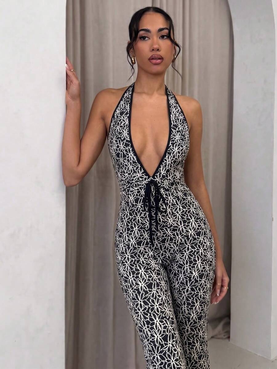 Glamine Bộ jumpsuit nữ cổ chữ V khoét sâu, jumpsuit ôm sát hở lưng gợi cảm, jumpsuit jacquard phong cách retro thường ngày, trang phục hàng ngày quyến rũ cho mùa hè. - Đen và trắng - Xem 1