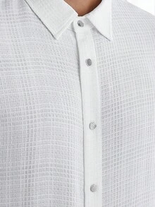 Core Aspect Camicia casual bianca a maniche corte versatile da uomo - Bianco - Visualizzare 3