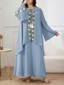 Al Najma 大码女士优雅阿拉伯风格连衣裙，饰有贴花和流苏设计 - 藍色 - 查看 5