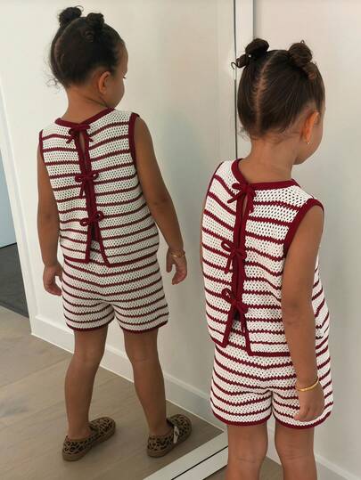 SHEIN Conjunto de 2 piezas de punto a rayas rojas para niñas, con decoración de lazo, cómodo, adecuado para uso diario, fiestas y ocasiones casuales