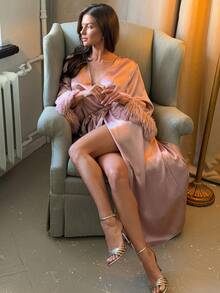 Livesso Women's Solid Color Satin Patchwork Faux Fur Cuff Belted Long Robe Pajamas - Pink - View 4