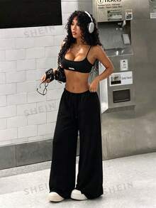 StreetHx Streetwear Women Summer Crop Top & Straight Leg Sweatpants 2 Pieces Set - Black - View 1