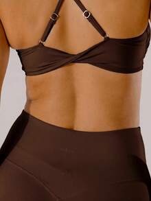 Aralina Áo croptop thể thao dáng suông cổ chữ V sâu, màu hồng pastel, hỗ trợ tốt, màu sắc tươi tắn. - màu nâu - Xem 10