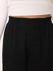 SHEIN CURVE+ Pantalones anchos de pierna ancha con cordón en la cintura, unicolor, talla grande para mujer - Negro - Ver 4
