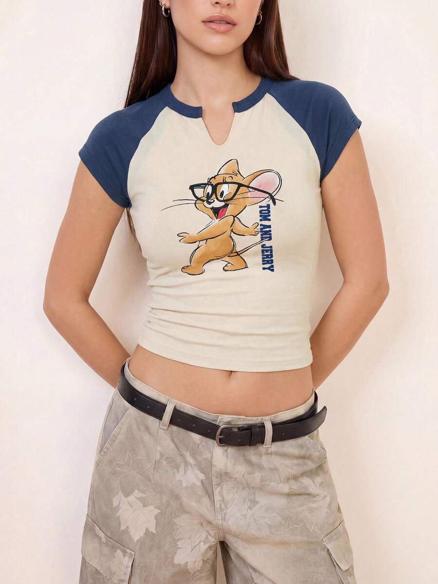 TOM & JERRY X SHEIN Áo thun nữ tay ngắn cổ chữ V in chữ và hoạt hình, kiểu dáng thường ngày. - Màu be - Xem 1