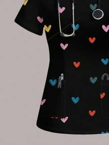 SHEIN Essnce 休闲心形图案女式手术服上衣，适合夏季 - 黑色 - 查看 3