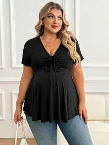 Plussiva Blusa casual de talla grande de unicolor con cuello en V y manga corta anudada - Negro - Ver 5