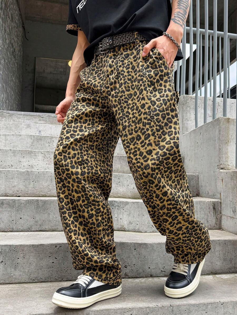 Manfinity EMRG Quần jean nam dáng rộng họa tiết da báo phong cách thường ngày, quần streetwear thời trang - Nhiều màu - Xem 1