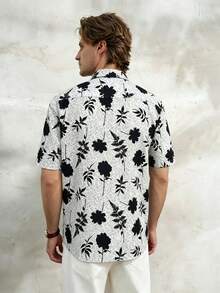 Airaco Men's Printed V-Neck Short Sleeve Shirt - Black and White - View 2
