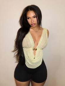 BamGleam Áo cổ nữ gợi cảm thuần khiết đam mê cho mùa Xuân/Hè 2026. Chất liệu vải lưới có vân và thoáng khí. Mặt sau có thiết kế hở lưng gợi cảm. Áo sơ mi nữ YK2 gợi cảm và thanh lịch. Phù hợp mặc đi biển, trang phục đi đảo, mùa tốt nghiệp và các dịp lễ khác nhau. - Màu vàng ngỗng - Xem 6
