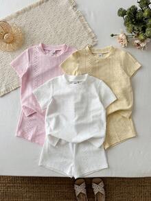 SHEIN 6件套女婴夏季T恤套装，清新简约白色、黄色、粉色三色镂空提花面料，圆领短袖T恤搭配同色休闲短裤，优雅时尚，舒适日常及户外休闲穿着，适合小女孩。 - 彩色 - 查看 8