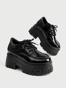 Sugerpunk Giày sandal cao gót nữ màu đen bóng, kiểu dáng nhỏ gọn, chất liệu PU, thích hợp cho mùa thu đông, đế dày, phong cách Anh, tăng chiều cao 7cm, gót mỏng, kiểu dáng muffin. - màu đen - Xem 3