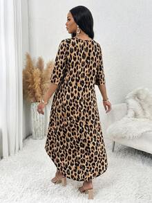 SHEIN Lady 女士豹纹不对称下摆上衣和裤子休闲两件套 - 綠色 - 查看 2