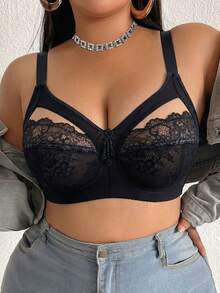 DesireSculpt 1pc Plus Size Lace Patchwork Wireless Bra - Black - View 5