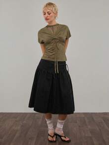 COUREZ 短袖系带针织上衣 / Y2K 夏季女装 春季女装 夏季服装 度假装 夏季上衣 外出上衣 可爱上衣 白色上衣 短袖上衣 - 軍綠色 - 查看 2