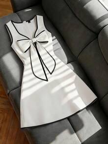 SHEIN Franclia 夏季新款时尚撞色无袖蝴蝶结短裙，优雅女装 - 白色 - 查看 1