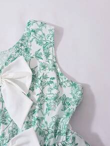 SHEIN 女童度假风碎花露背蝴蝶结无袖迷你连衣裙，儿童波西米亚风服装，女童法式吊带碎花假日连衣裙，碎花休闲抽绳腰短裙，宽松碎花，适合春夏穿着 - 綠色 - 查看 5