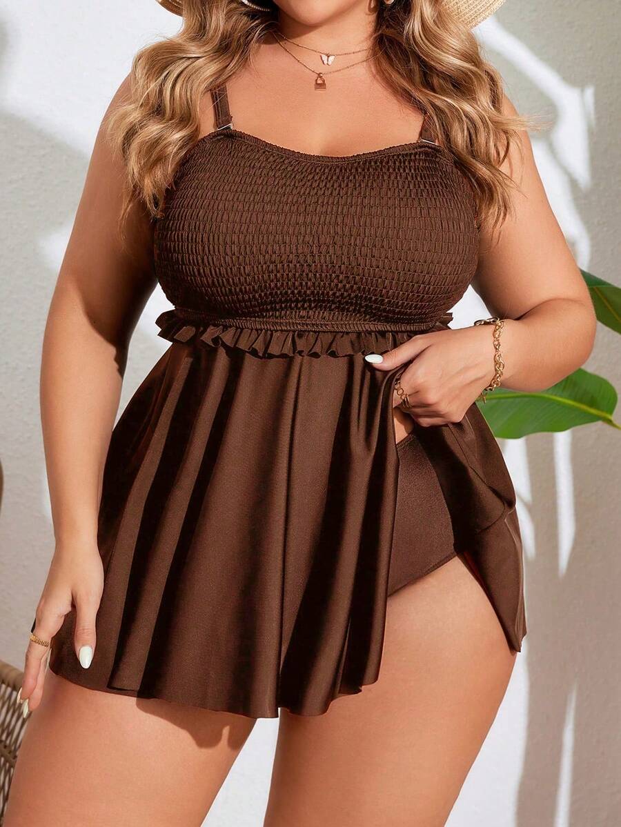 SHEIN Swim Curve 大尺碼女款純色細肩帶分體式比基尼泳衣套裝,2件式,休閒度假風 - 棕色 - 查看 1