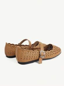 CUCCOO CHICEST Women's Hollow Embroidery, Buckle, Comfortable Flat Shoes - Brown - View 5