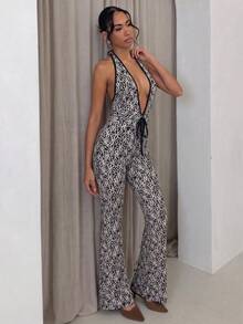 Glamine Bộ jumpsuit nữ cổ chữ V khoét sâu, jumpsuit ôm sát hở lưng gợi cảm, jumpsuit jacquard phong cách retro thường ngày, trang phục hàng ngày quyến rũ cho mùa hè. - Đen và trắng - Xem 3