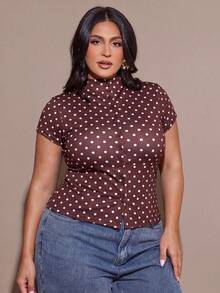 SHEIN BAE CURVE 大码女式酒红色波点纽扣短袖休闲T恤 - 酒紅色 - 查看 3