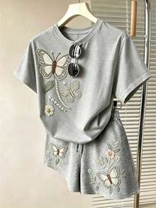 SHEIN LUNE 蝴蝶花卉3D刺繡珍珠裝飾印花圓領寬鬆短袖T恤休閒可愛短褲2件套夏季灰色日常穿搭 - 灰色 - 查看 3