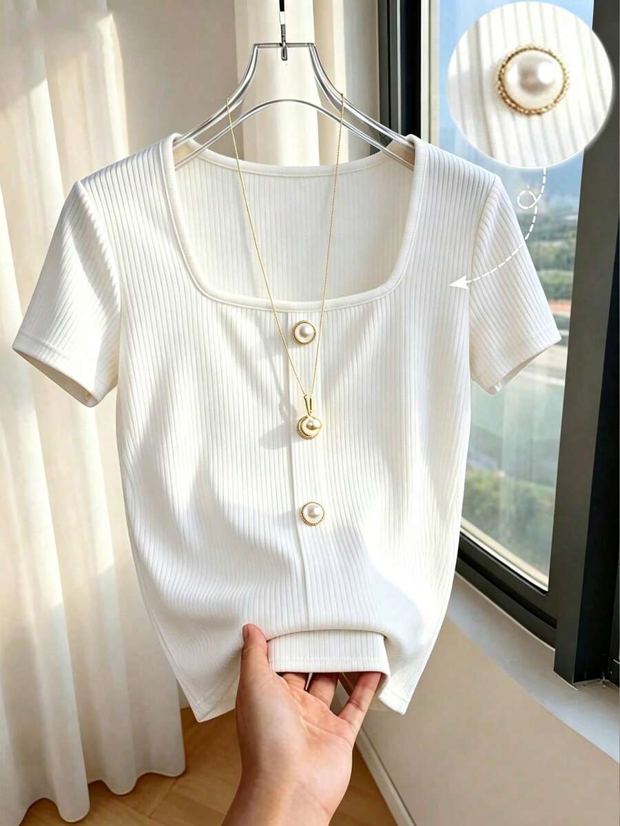 Franclia Camiseta de mujer de manga corta con cuello cuadrado, color albaricoque sólido, elástica y ajustada, adecuada para uso diario, con decoración de botones, de estilo minimalista, para el verano, versátil y elegante - Blanco - Ver 1