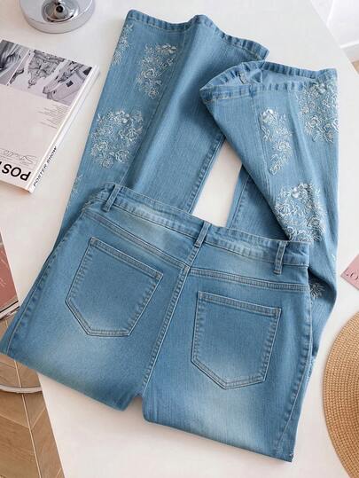 GlowEve Plus Size Women's Casual Skinny Embroidered Flare Stretch Jeans