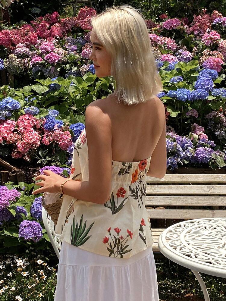 Women's Butterfly & Flower Print Cropped Halter Tie-Front Casual Vacation Summer Top