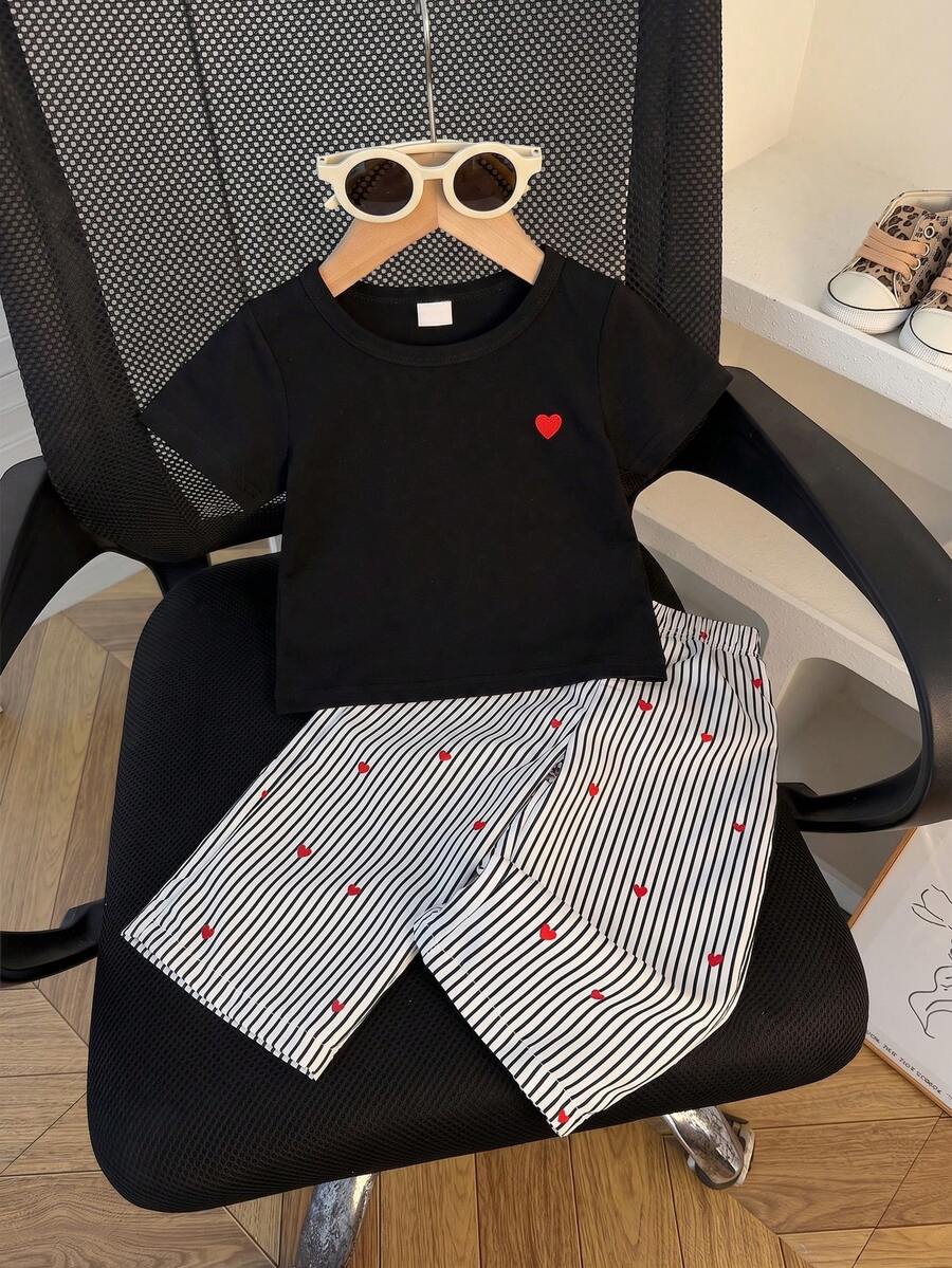 SHEIN Playful Pals 两件套女婴夏季时尚简约街头风白色短袖T恤(黑色刺绣装饰)搭配杏色条纹裤,适合日常上学穿着 - 黑色 - 查看 1
