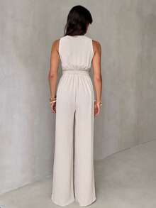 SHEIN Tall Bộ áo liền quần nữ cổ chữ V thắt nơ, kiểu dáng thường ngày, thích hợp mặc hàng ngày. - Màu be - Xem 2