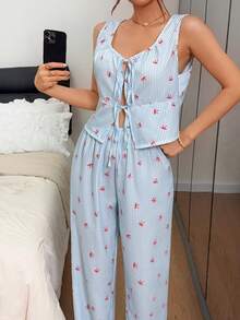 Napfluff Bộ đồ ngủ nữ thời trang và thoải mái với áo hai dây in nơ kẻ sọc và quần dài vải nhăn. - Màu xanh lam - Xem 3