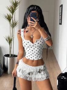 Coolane 女士夏季音乐会服装 锐舞派对服装 音乐节外出 文艺复兴集市 夜店服装 性感Y2K罗纹针织白色缺角领短款T恤 - 白色 - 查看 4