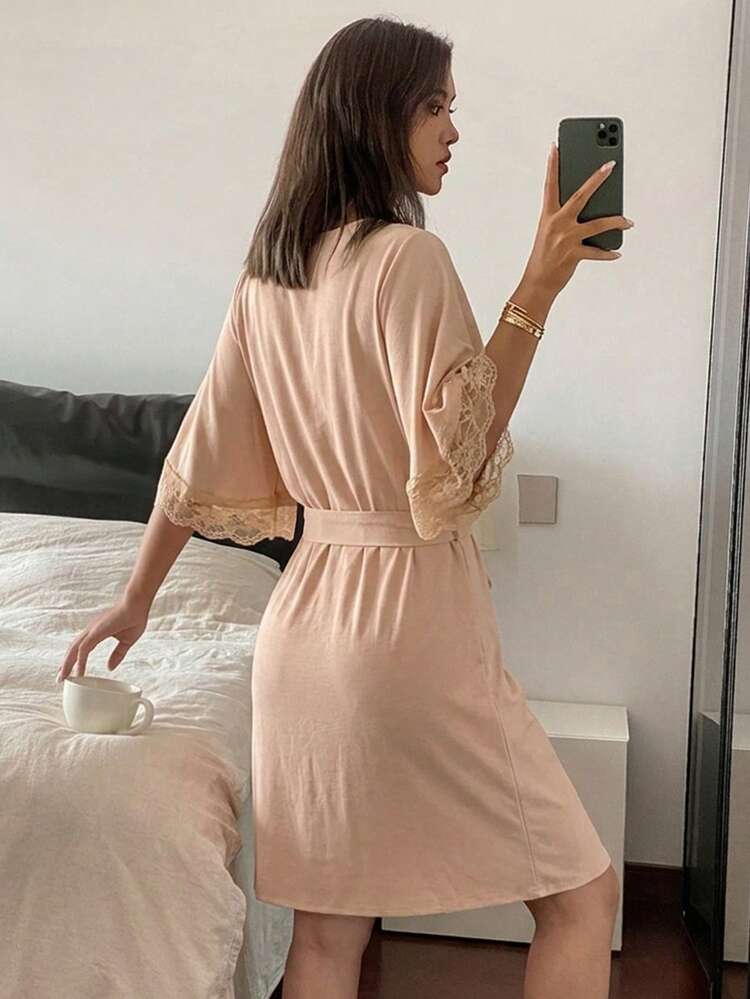 Women's Solid Color Lace Patchwork V-Neck Short Sleeve Robe
