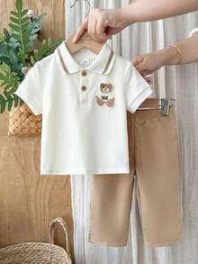SHEIN Vintaside Kids Bộ 2 món áo polo bé trai phong cách thường ngày thêu họa tiết gấu kèm quần kaki - Màu be - Xem 1