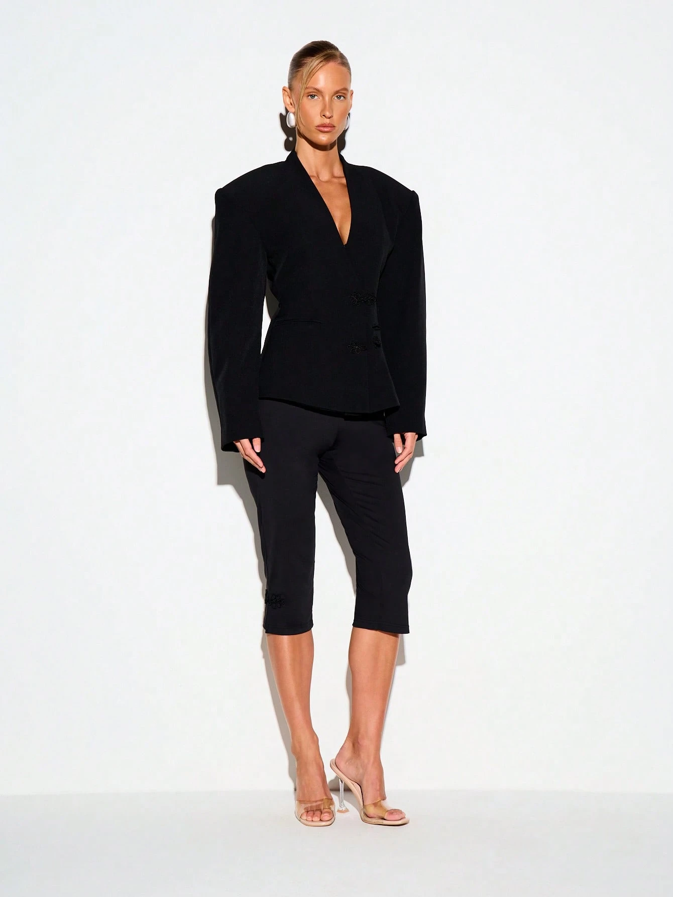 KIZN Capri Leggings With Frog Clasp And Split Hem