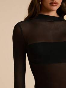 SHEIN BAE 1. Áo kiểu dáng thanh lịch ôm sát, xếp ly, chất liệu lưới xuyên thấu, không tay, màu đen sang trọng, tối giản. - màu đen - Xem 4