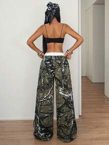 StreetHx Women's Camouflage Print Fashion Versatile Pocket Button Loose Wide-Leg Jeans - Multicolor - View 2
