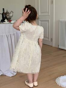 Dazy Kids Đầm ren tay phồng kiểu Hàn Quốc cho bé gái - Màu be - Xem 2