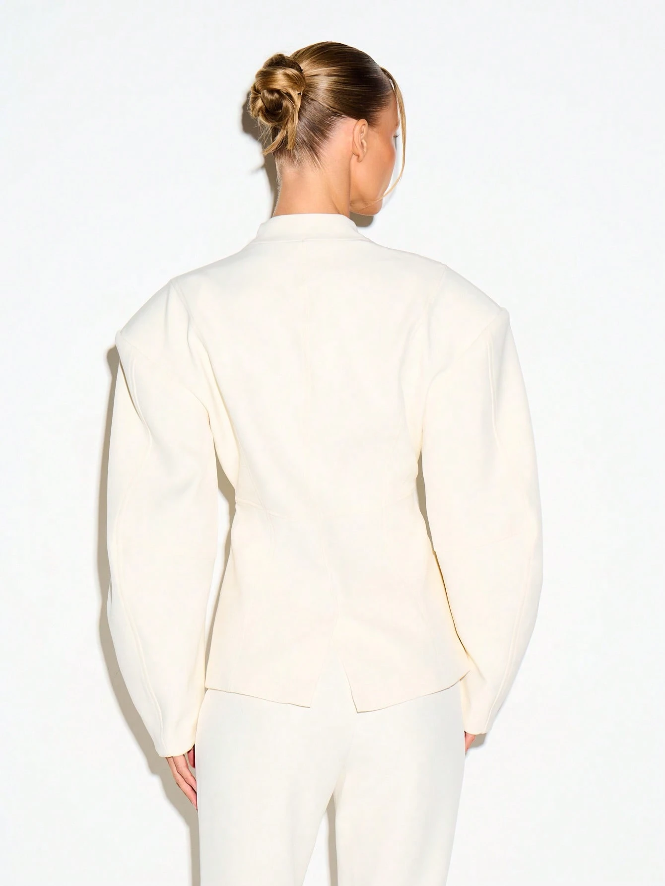 KIZN Cinched Waist Blazer With Balloon Sleeves