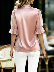 EMERY ROSE Camicetta da donna con colletto a fiocco, maniche a palloncino in raso, con volant, elegante camicia da pendolare con buon lucentezza del raso, colore rosa, versatile per top estivi, uscite quotidiane, adatta per crociere, festival, vacanze al mare, festival musicali, stile bohémien, ritorno a scuola, Pasqua, matrimoni, festa della mamma, tutte le stagioni, abbigliamento da spiaggia alla moda per beach club, Havana Nights, cena in spiaggia - Rosa - Visualizzare 2