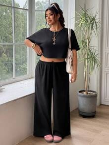 SHEIN EZwear 大码夏季简约纯色纹理圆领短袖上衣和裤子两件套 - 黑色 - 查看 3